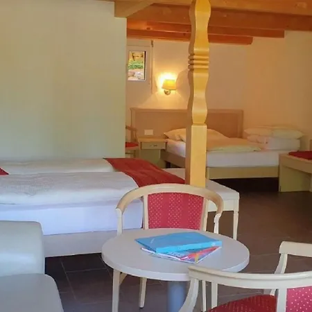 ベッド・アンド・ブレックファスト Chalet Gafri -Boutique B&B - Comfort And Hospitality - Near Interlaken