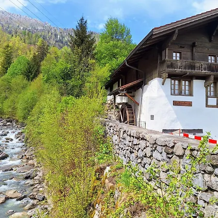Bed & Breakfast BnB Chalet-Gafri - Frühstückspension Wilderswil