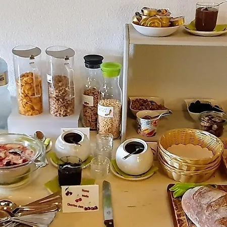 Bed & Breakfast BnB Chalet-Gafri - Frühstückspension