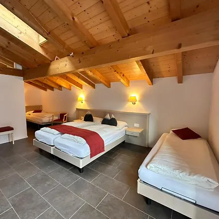 לינה וארוחת בוקר Gafri -boutique - Comfort And Hospitality - Near Interlaken 3*