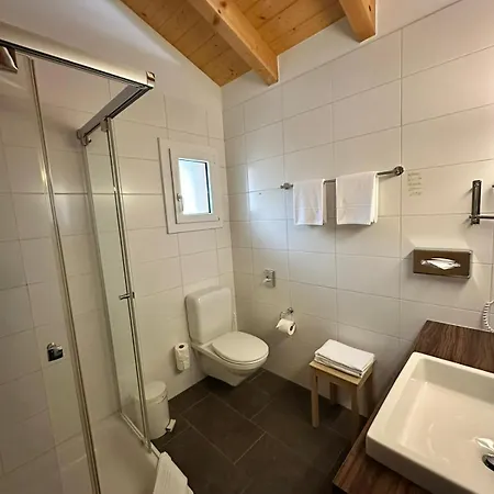 Gafri -boutique - Comfort And Hospitality - Near Interlaken לינה וארוחת בוקר 3*