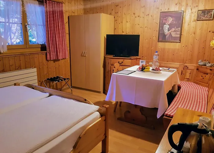 Gafri -boutique - Comfort And Hospitality - Near Interlaken Bed & Breakfast