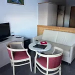 Gafri -boutique - Comfort And Hospitality - Near Interlaken Bed and Breakfast 3*